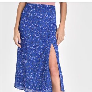 Lulus Blue floral midi skirt